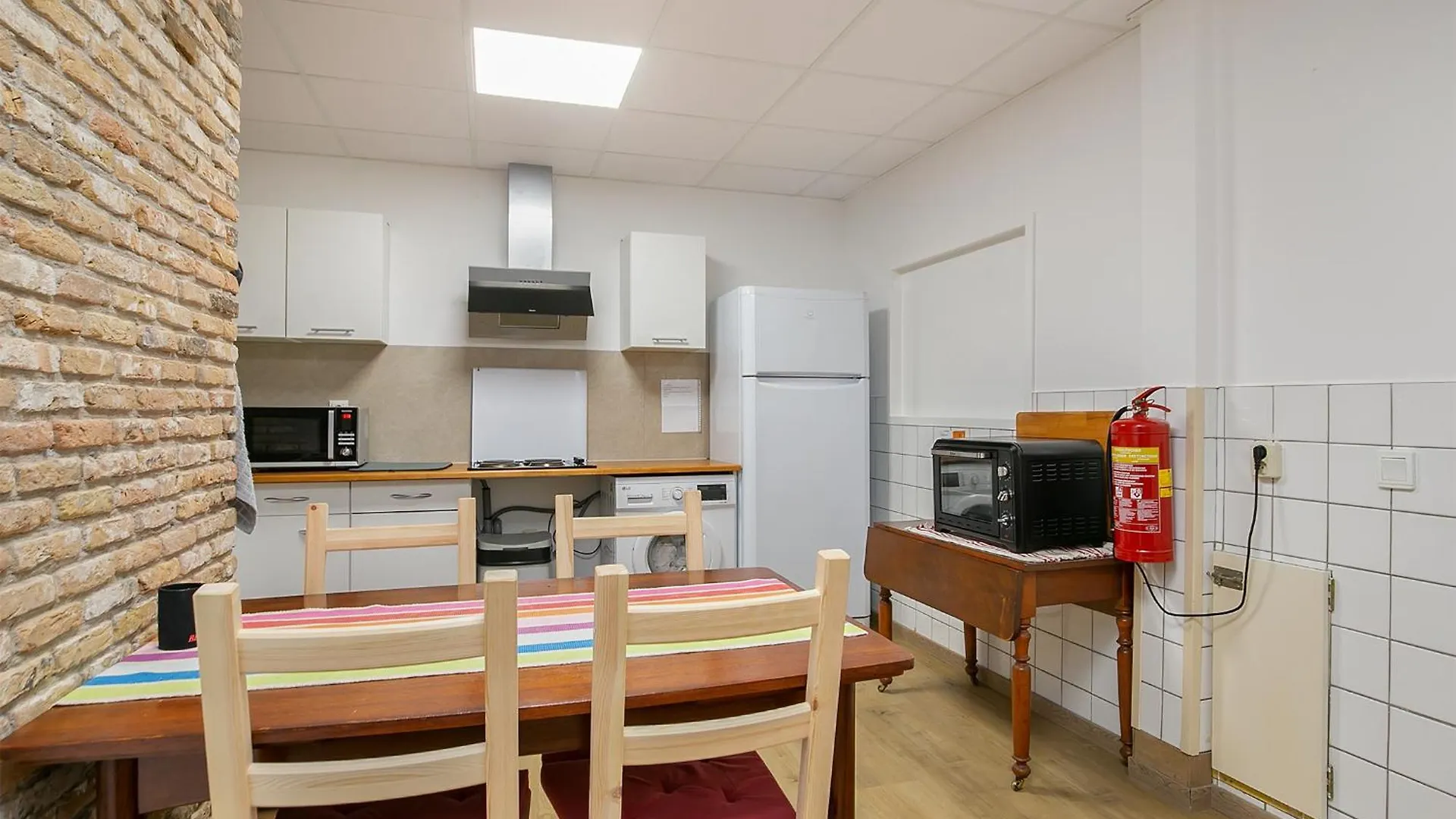 Tourist Travel Inn Schiedam 0*,  Netherlands